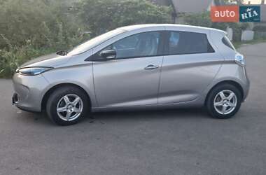 Хэтчбек Renault Zoe 2015 в 