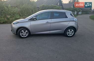 Хэтчбек Renault Zoe 2015 в 