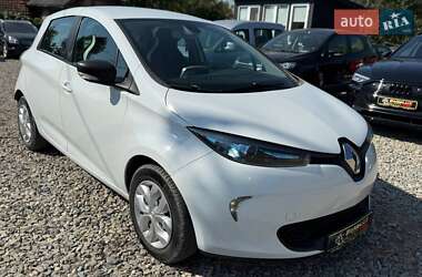 Хэтчбек Renault Zoe 2017 в 