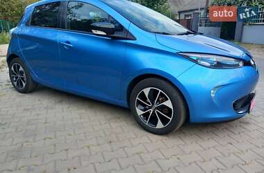 Хэтчбек Renault Zoe 2017 в 