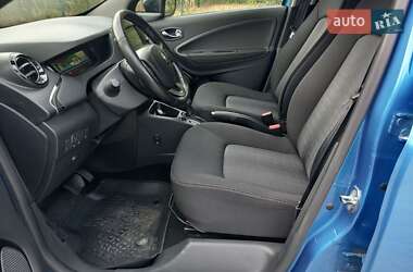 Хэтчбек Renault Zoe 2017 в 