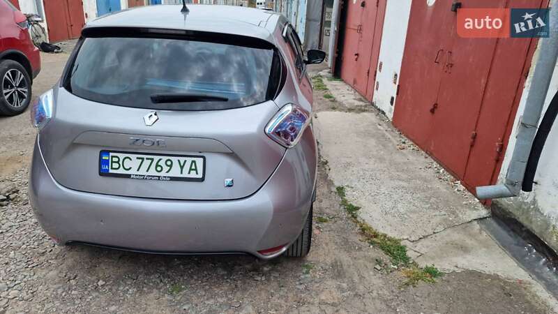 Хэтчбек Renault Zoe 2016 в Львове