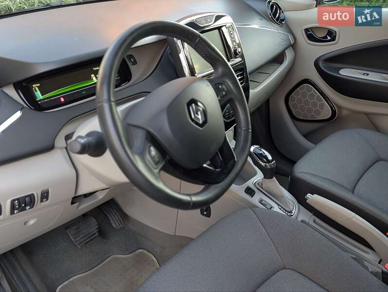 Хетчбек Renault Zoe 2016 в Вінниці фото 25 Хетчбек Renault Zoe 2016 в Вінниці