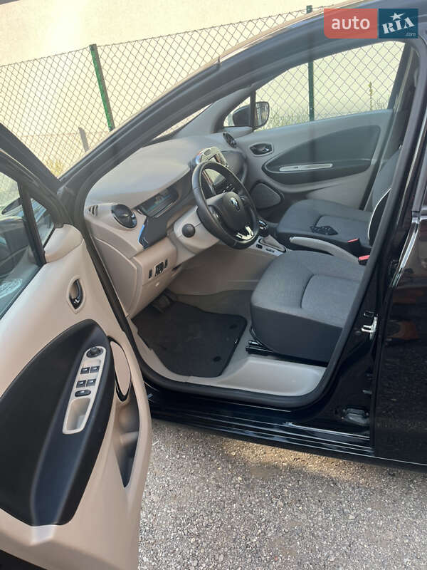 Хетчбек Renault Zoe 2013 в Тернополі фото 7 Хетчбек Renault Zoe 2013 в Тернополі