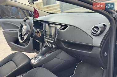 Хэтчбек Renault Zoe 2020 в 