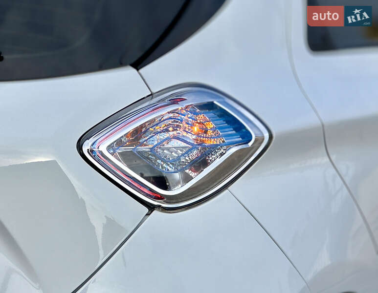 Хэтчбек Renault Zoe 2017 в Самборе фото 28 Хэтчбек Renault Zoe 2017 в Самборе