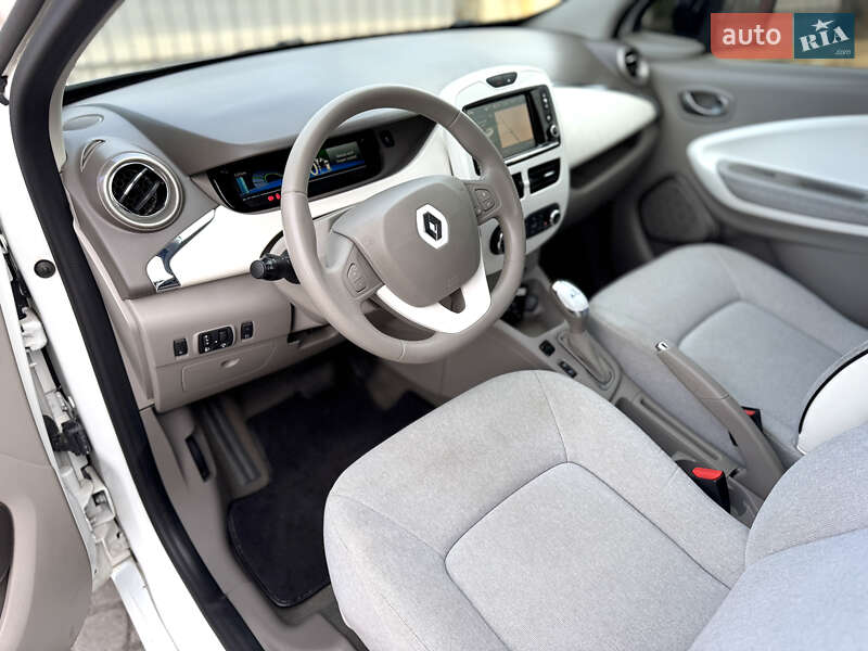Хэтчбек Renault Zoe 2017 в Самборе фото 35 Хэтчбек Renault Zoe 2017 в Самборе