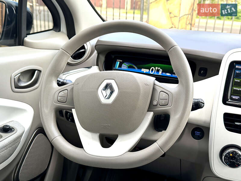 Хэтчбек Renault Zoe 2017 в Самборе фото 55 Хэтчбек Renault Zoe 2017 в Самборе