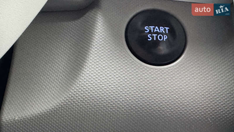 Хэтчбек Renault Zoe 2017 в Самборе фото 65 Хэтчбек Renault Zoe 2017 в Самборе