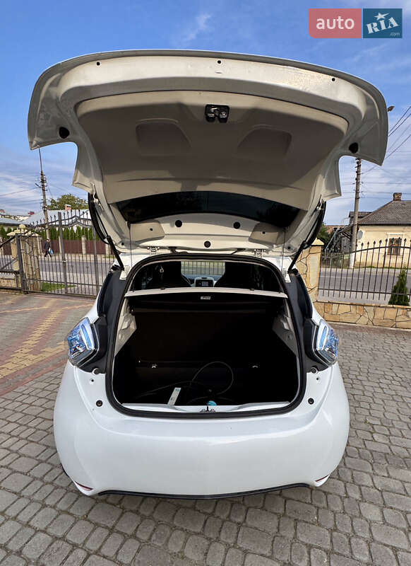 Хэтчбек Renault Zoe 2017 в Самборе фото 86 Хэтчбек Renault Zoe 2017 в Самборе