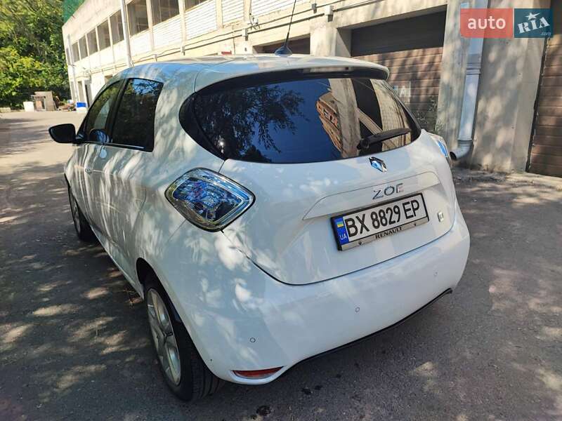 Хэтчбек Renault Zoe 2015 в Хмельницком