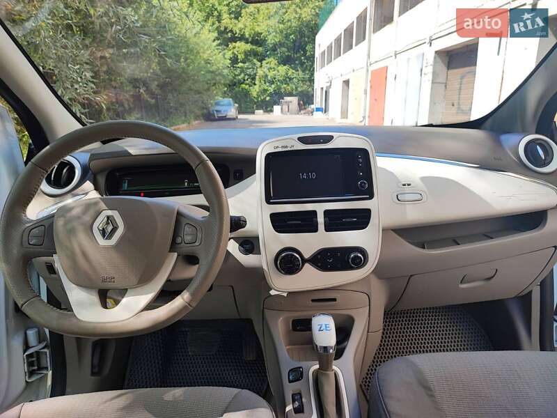 Хэтчбек Renault Zoe 2015 в Хмельницком