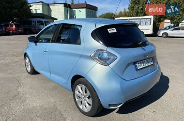 Хэтчбек Renault Zoe 2013 в 