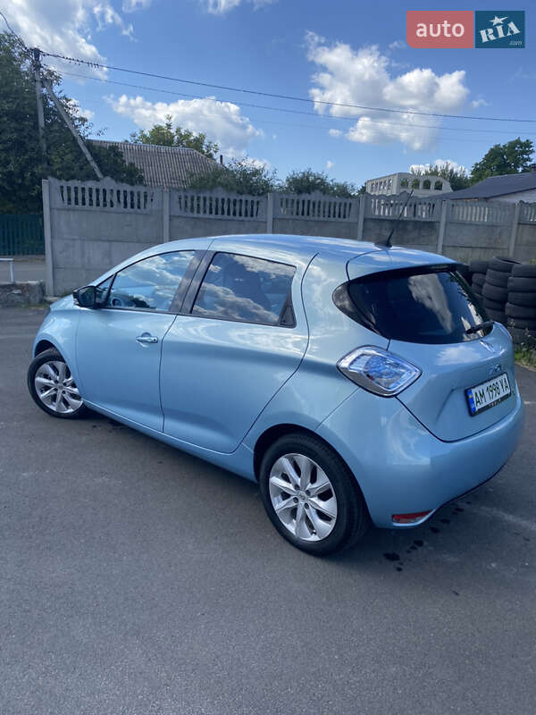 Хэтчбек Renault Zoe 2013 в Малине