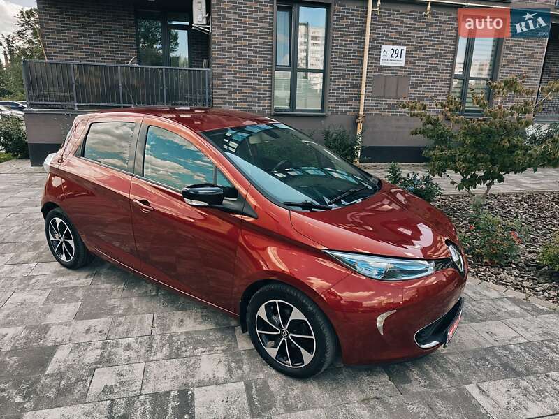 Хэтчбек Renault Zoe 2017 в Львове