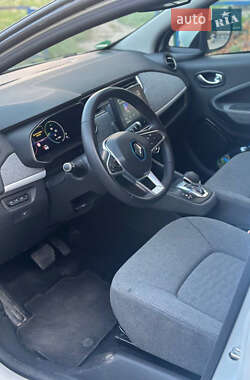 Хэтчбек Renault Zoe 2020 в 