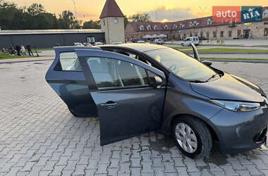 Хетчбек Renault Zoe 2017 в 