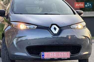 Хетчбек Renault Zoe 2017 в 