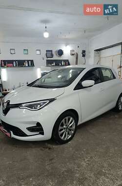 Хэтчбек Renault Zoe 2021 в 