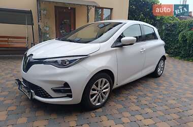 Хэтчбек Renault Zoe 2021 в 