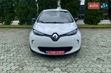 Хэтчбек Renault Zoe 2017 в 