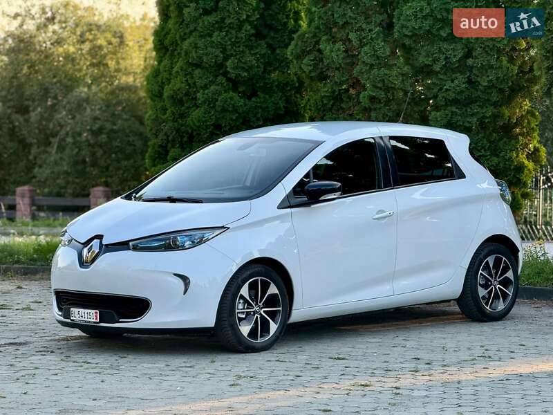 Хэтчбек Renault Zoe 2017 в 
