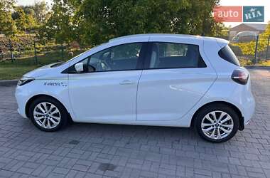 Хэтчбек Renault Zoe 2021 в 