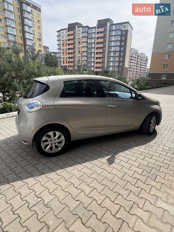 Хетчбек Renault Zoe 2015 в Хмельницькому