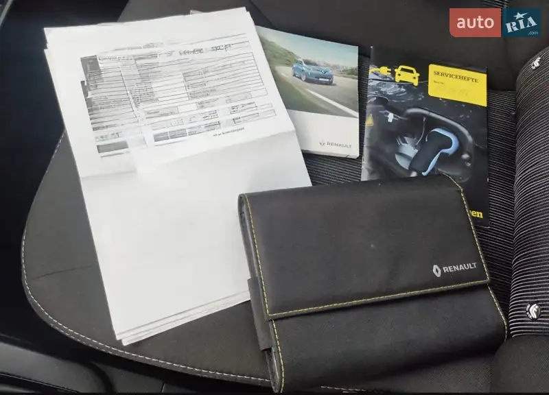 Хэтчбек Renault Zoe 2019 в Луцке документ 2 фото Хэтчбек Renault Zoe 2019 в Луцке документ