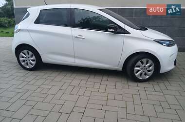 Хетчбек Renault Zoe 2016 в Стрию