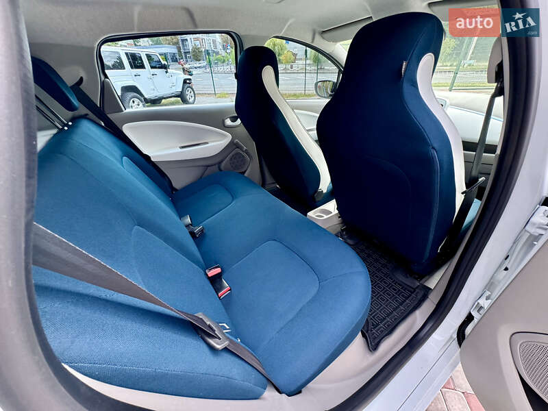 Хэтчбек Renault Zoe 2014 в Виннице