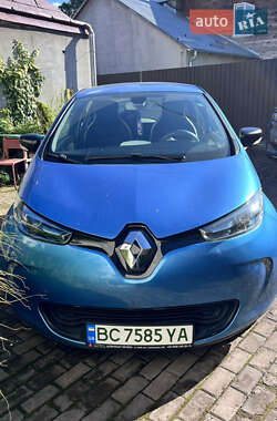 Хэтчбек Renault Zoe 2019 в 
