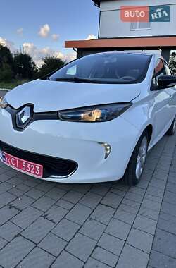 Хэтчбек Renault Zoe 2013 в Выгоде