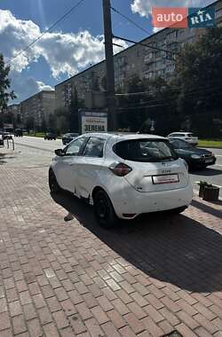Хэтчбек Renault Zoe 2020 в 