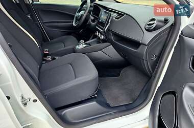 Хэтчбек Renault Zoe 2020 в 