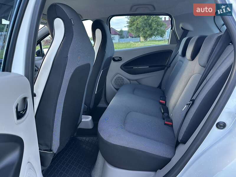 Хэтчбек Renault Zoe 2015 в Черновцах фото 9 Хэтчбек Renault Zoe 2015 в Черновцах