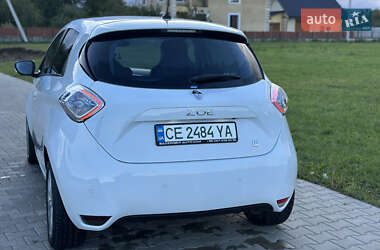 Хэтчбек Renault Zoe 2015 в 