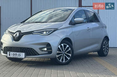 Хэтчбек Renault Zoe 2020 в 