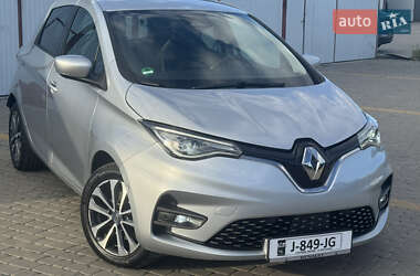 Хэтчбек Renault Zoe 2020 в 