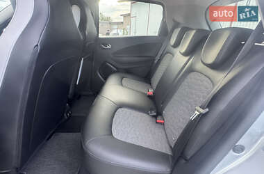 Хэтчбек Renault Zoe 2020 в 
