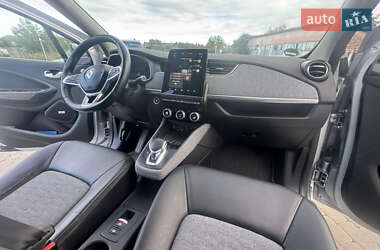 Хэтчбек Renault Zoe 2020 в 