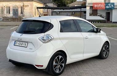 Хэтчбек Renault Zoe 2019 в 