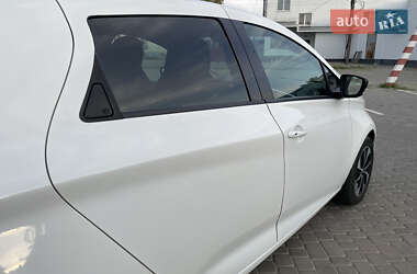 Хэтчбек Renault Zoe 2019 в 