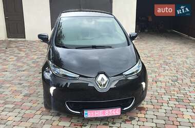 Хэтчбек Renault Zoe 2016 в 