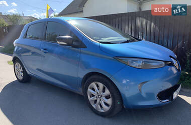 Хэтчбек Renault Zoe 2017 в 