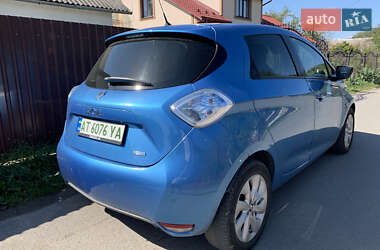 Хэтчбек Renault Zoe 2017 в 