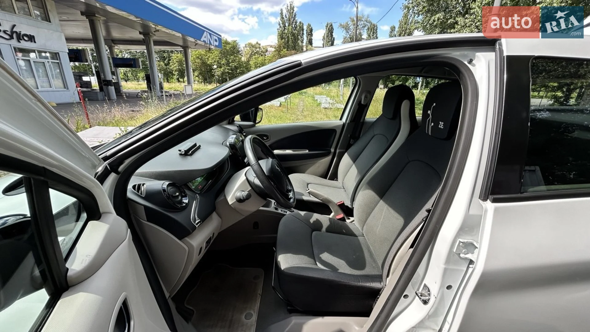 2016 Renault ZOE - мініатюра 13