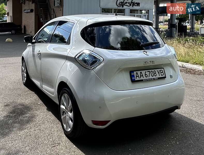 Хэтчбек Renault Zoe 2016 в Киеве фото 4 Хэтчбек Renault Zoe 2016 в Киеве