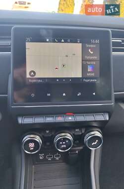 Хэтчбек Renault Zoe 2020 в 