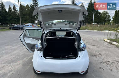 Хэтчбек Renault Zoe 2018 в 